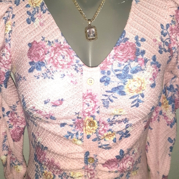 Crave Fame Medium pink floral long sleeve shirt - Picture 2 of 4
